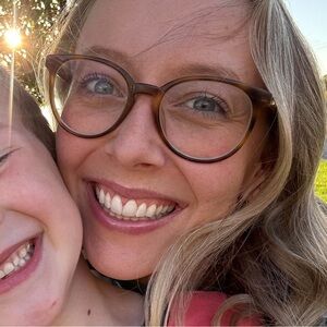 Meet your Posher, Maddie